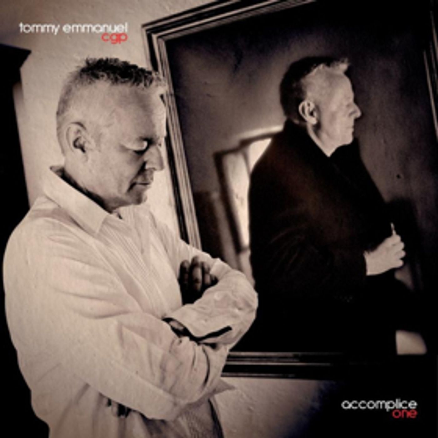 Tommy Emmanuel Debuts Video for 'Looking Forward To The Past' feat. Rodney Crowell  Image