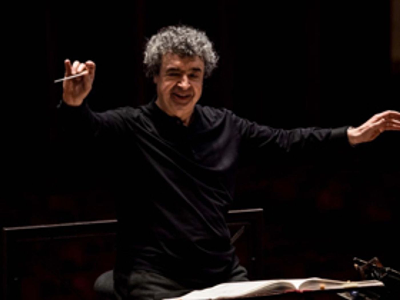 Semyon Bychkov Leads The Czech Philharmonic At Carnegie Hall In October  Image
