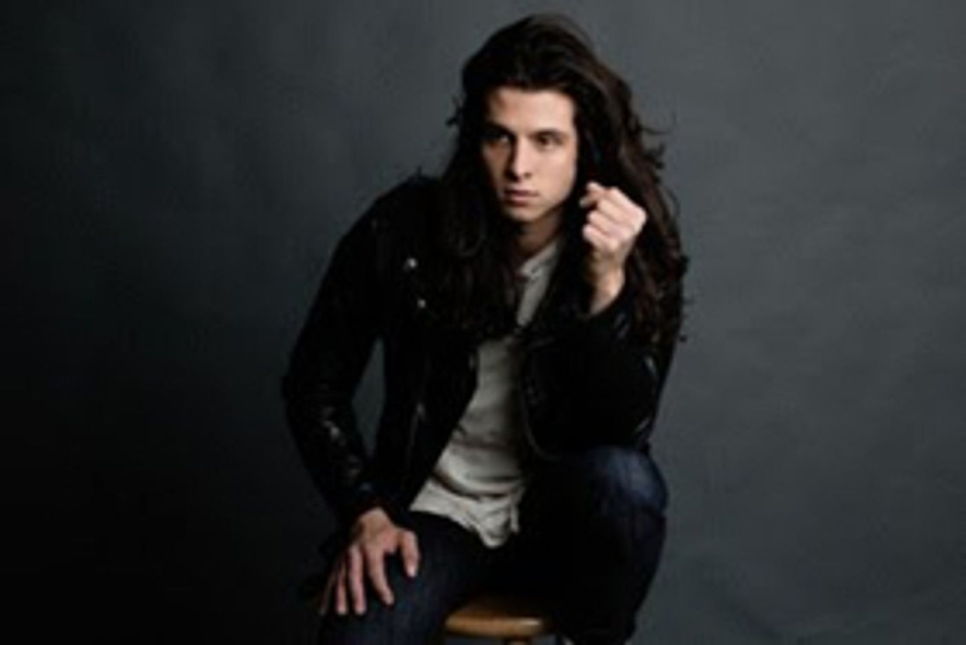 Billy Raffoul Releases Debut EP 1975 June 22 + Confirms Summer Tour Dates with NEEDTOBREATHE  Image