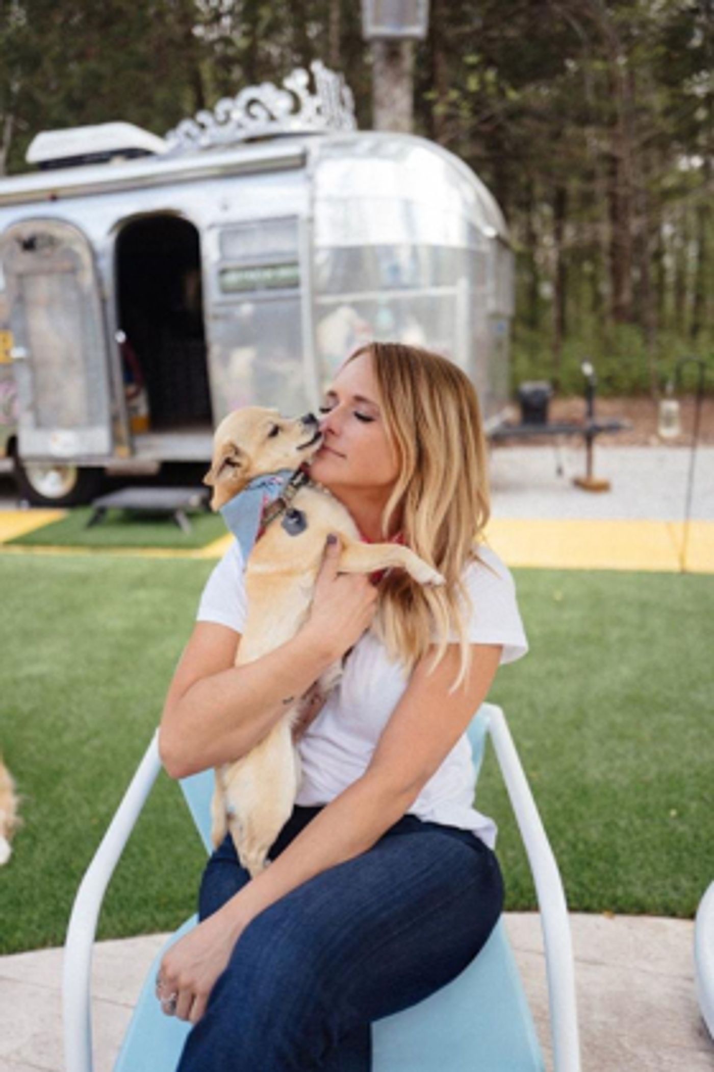 Miranda Lambert's Muttnation Showers Country Music Fans with Puppy Love at Adoption Drive  Image