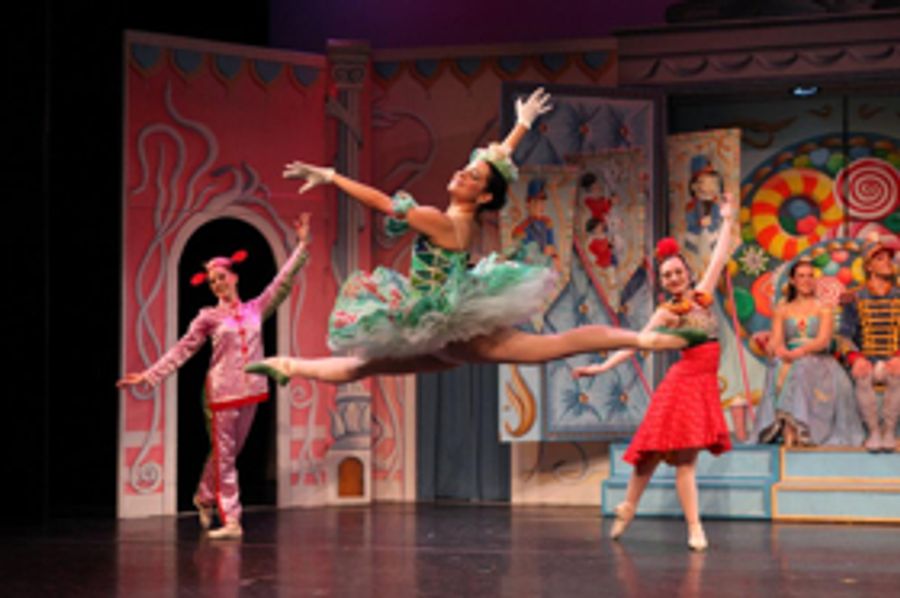 New York Theatre Ballet's THE NUTCRACKER to Return to Florence Gould Hall Image