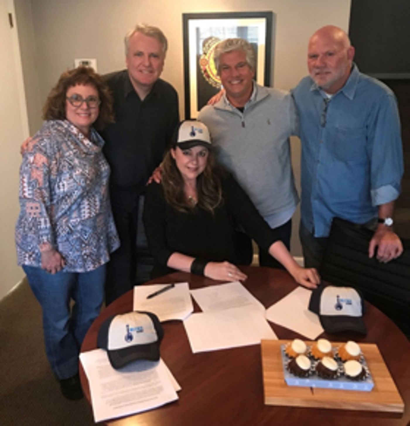 Donna Ulisse Signs With Billy Blue Records Donna Ulisse Signs With Billy Blue Records Image