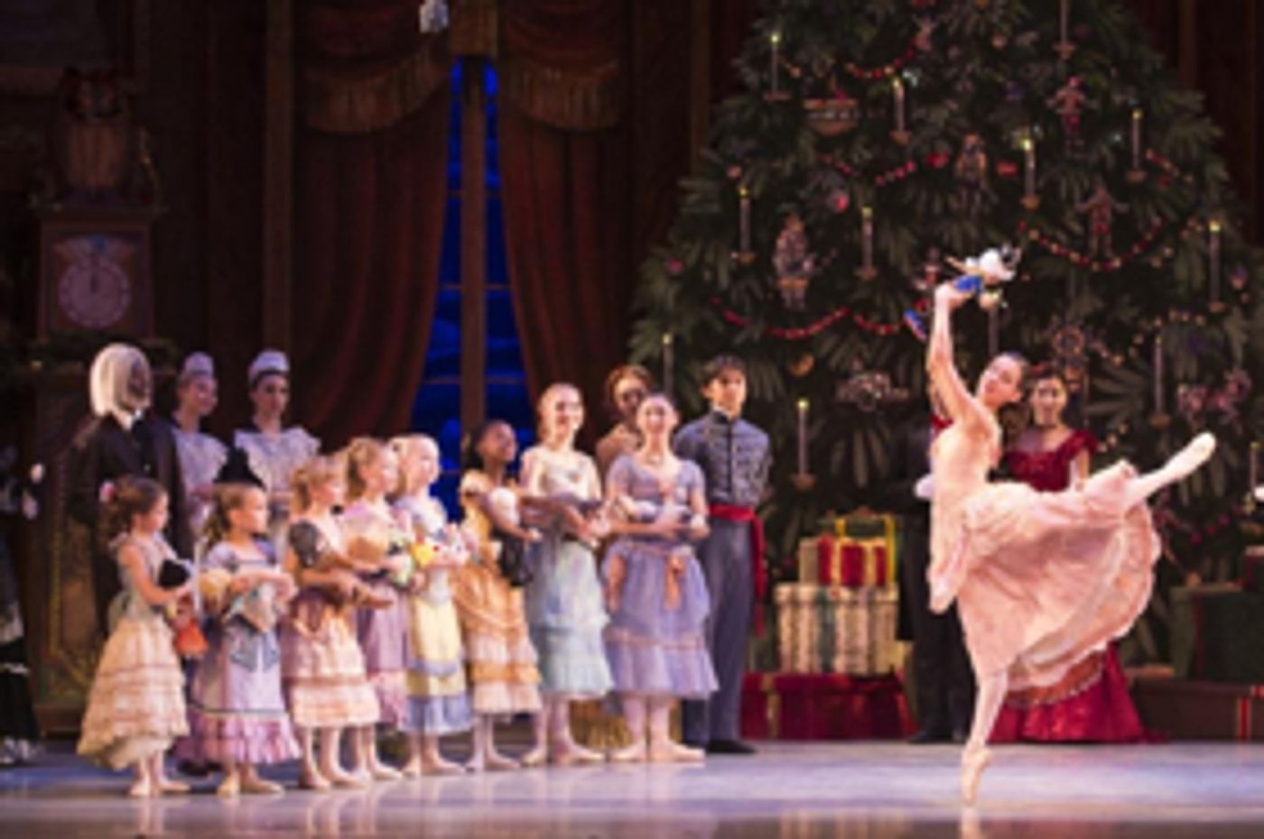 The Washington Ballet Celebrates 15 Years of THE NUTCRACKER The Washington Ballet Celebrates 15 Years of THE NUTCRACKER Image