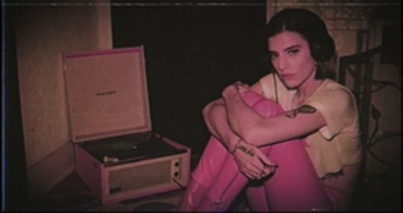 Juliet Simms Debuts Music Video for New Song TAKE ME on Vevo Juliet Simms Debuts Music Video for New Song TAKE ME on Vevo Image