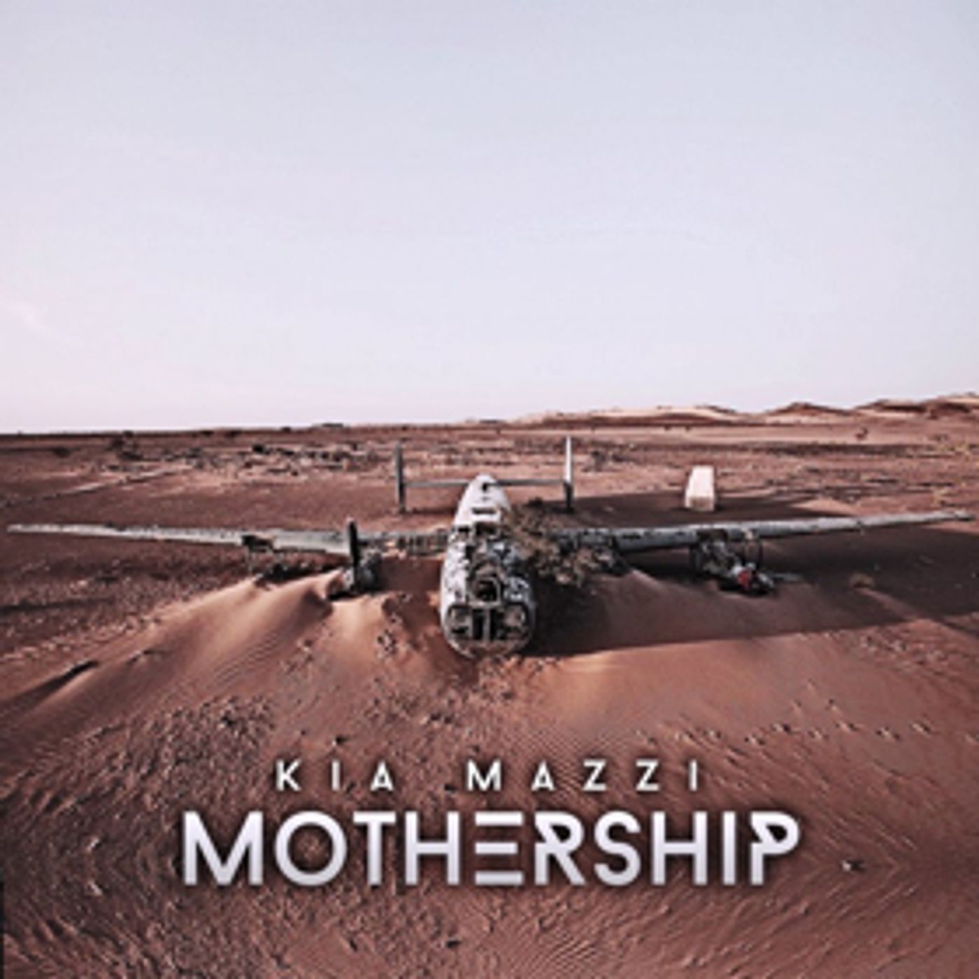 KIA MAZZI's Debut Album MOTHERSHIP is a Testament to the Artist's Independence  Image