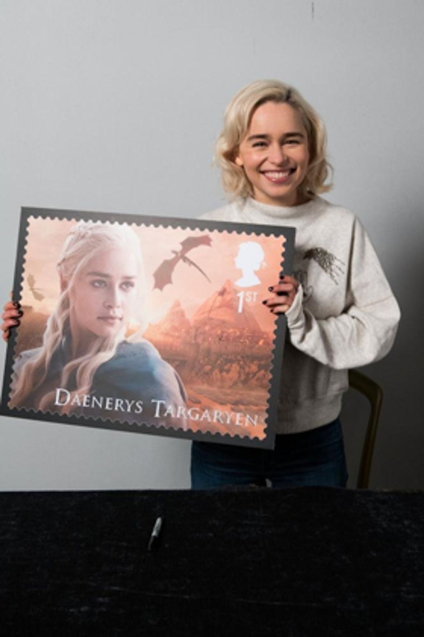 GAME OF THRONES Cast Autographed Stamps to be Auctioned for Charity GAME OF THRONES Cast Autographed Stamps to be Auctioned for Charity Image