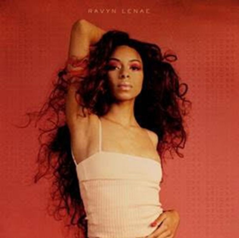 Ravyn Lenae Kicks Off 2018 with 'Crush' EP Image