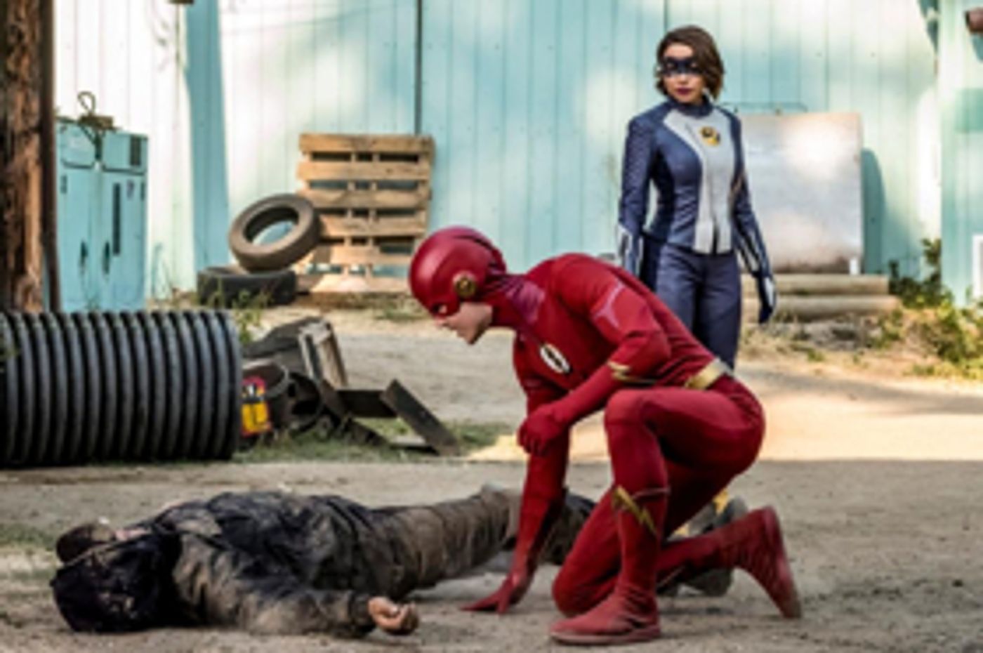 Review: Things Get Creepy on This Week's Episode of THE FLASH Review: Things Get Creepy on This Week's Episode of THE FLASH Image