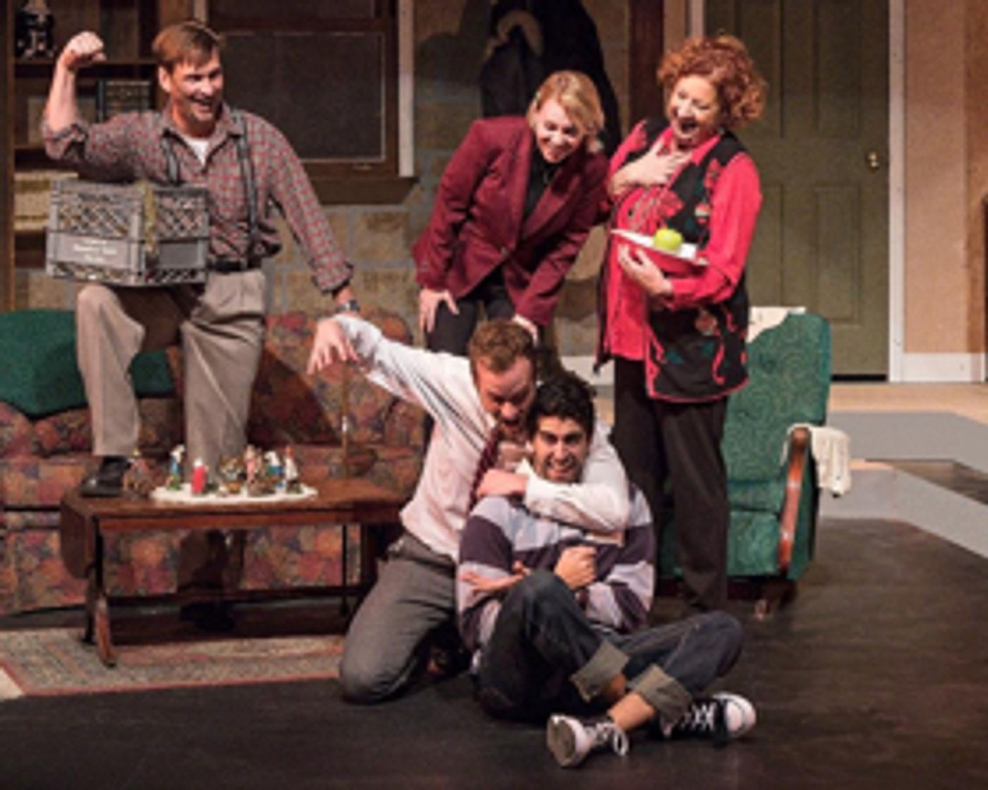 Farmington Players Ring in the Holidays with Offbeat Comedy GREETINGS  Image