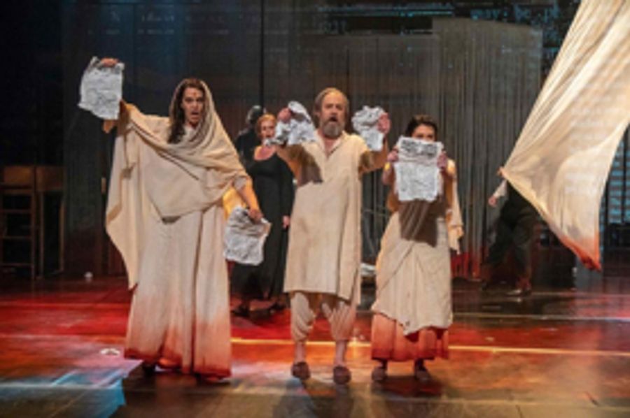 Review: A Diverse Week at BAM's Next Wave Fest, Balancing Glass's SATYAGRAHA and a SAVAGE WINTER (REISE) without the Schubert Image