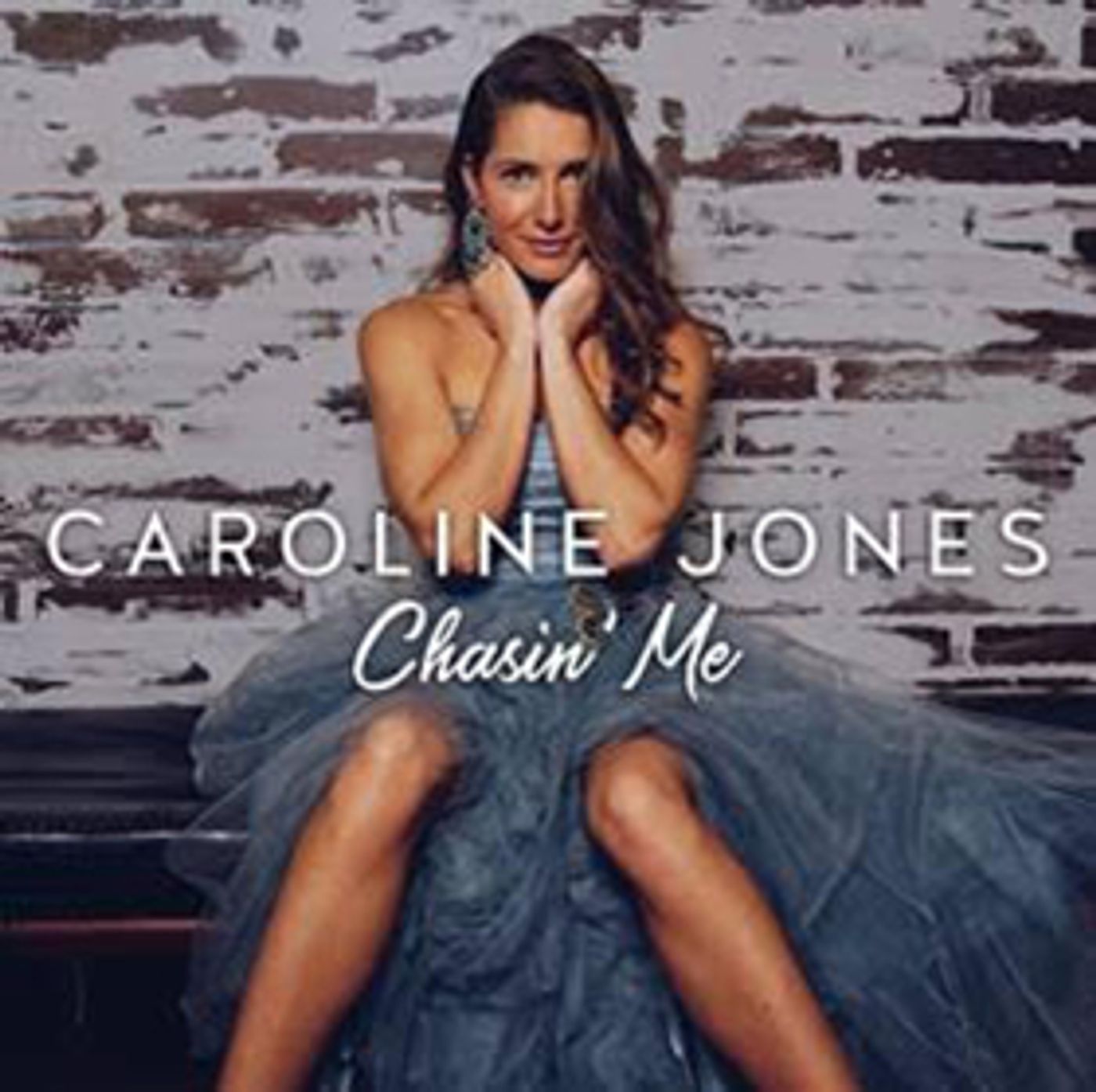 Country/Pop Singer Caroline Jones Releases CHASIN' ME  Image