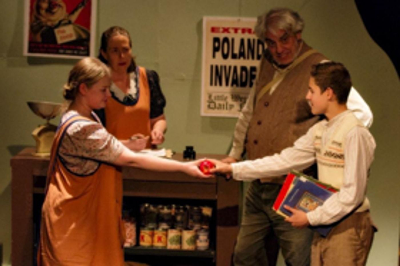 Review: GOODNIGHT MR TOM at Dolphin Theatre Onehunga  Image