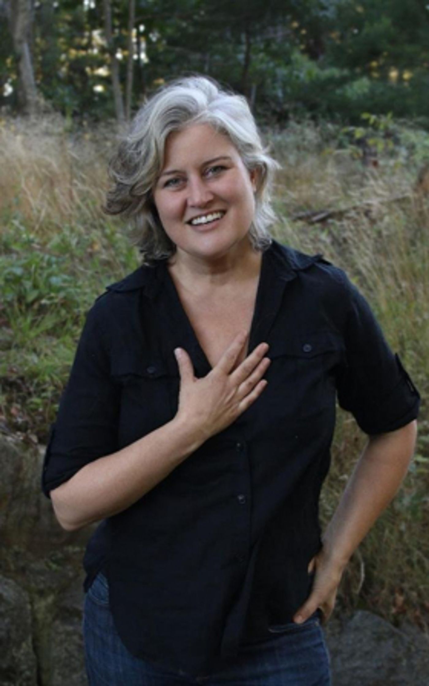 Paula Cole Interviewed by Associated Press and Billboard Magazine, as Grammy Winner Navigates 'A More Authentic Career'  Image