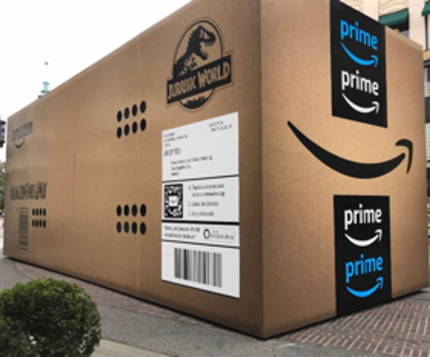 Amazon And Jurassic World: Fallen Kingdom Make The Largest 'Delivery' In Amazon's History At The Grove  Image