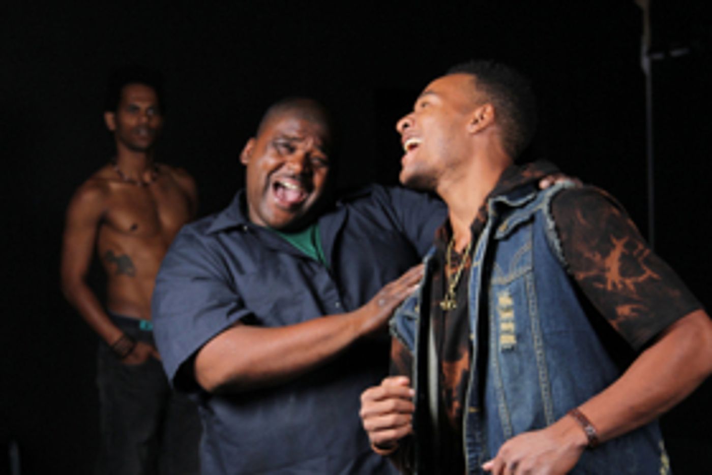Review: Capital T's THE BROTHERS SIZE Simply Beautiful  Image