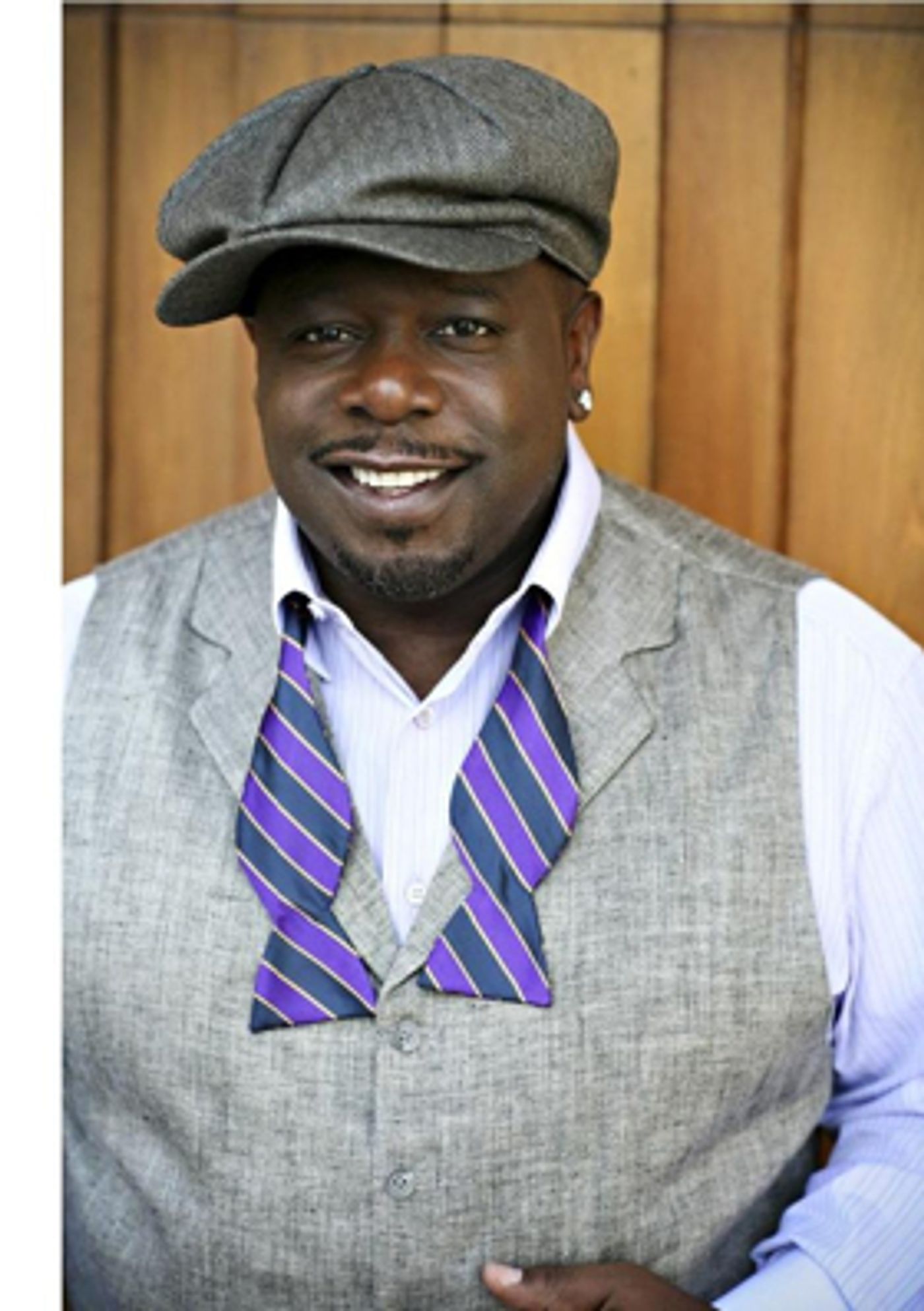 Cedric The Entertainer Brings Humor To Mohegan Sun Arena Cedric The Entertainer Brings Humor To Mohegan Sun Arena Image