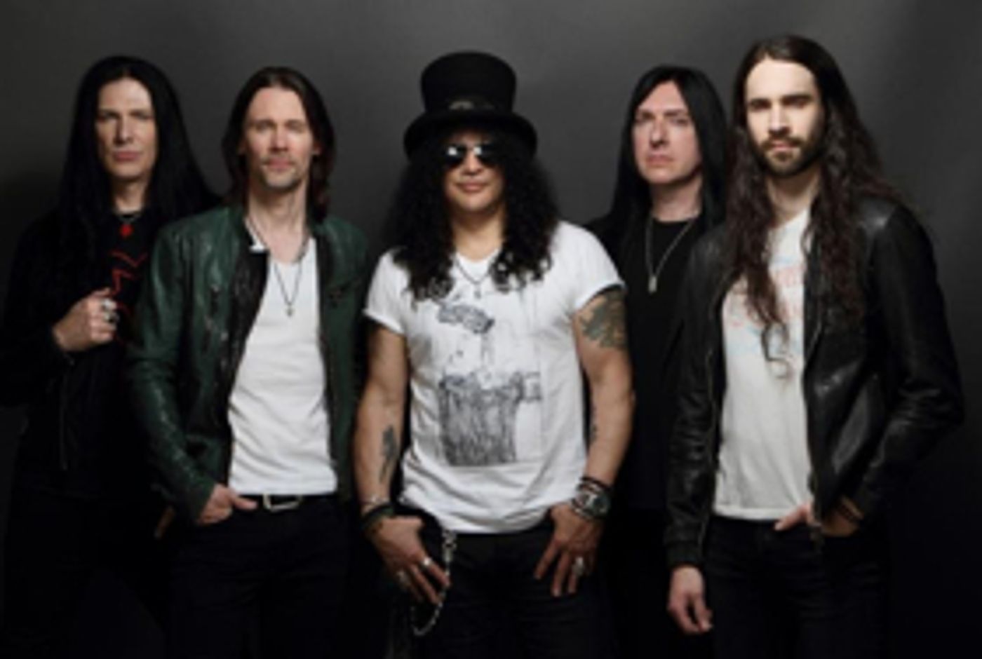 Slash Ft. Myles Kennedy & The Conspirators Announce New Album LIVING THE DREAM  Image