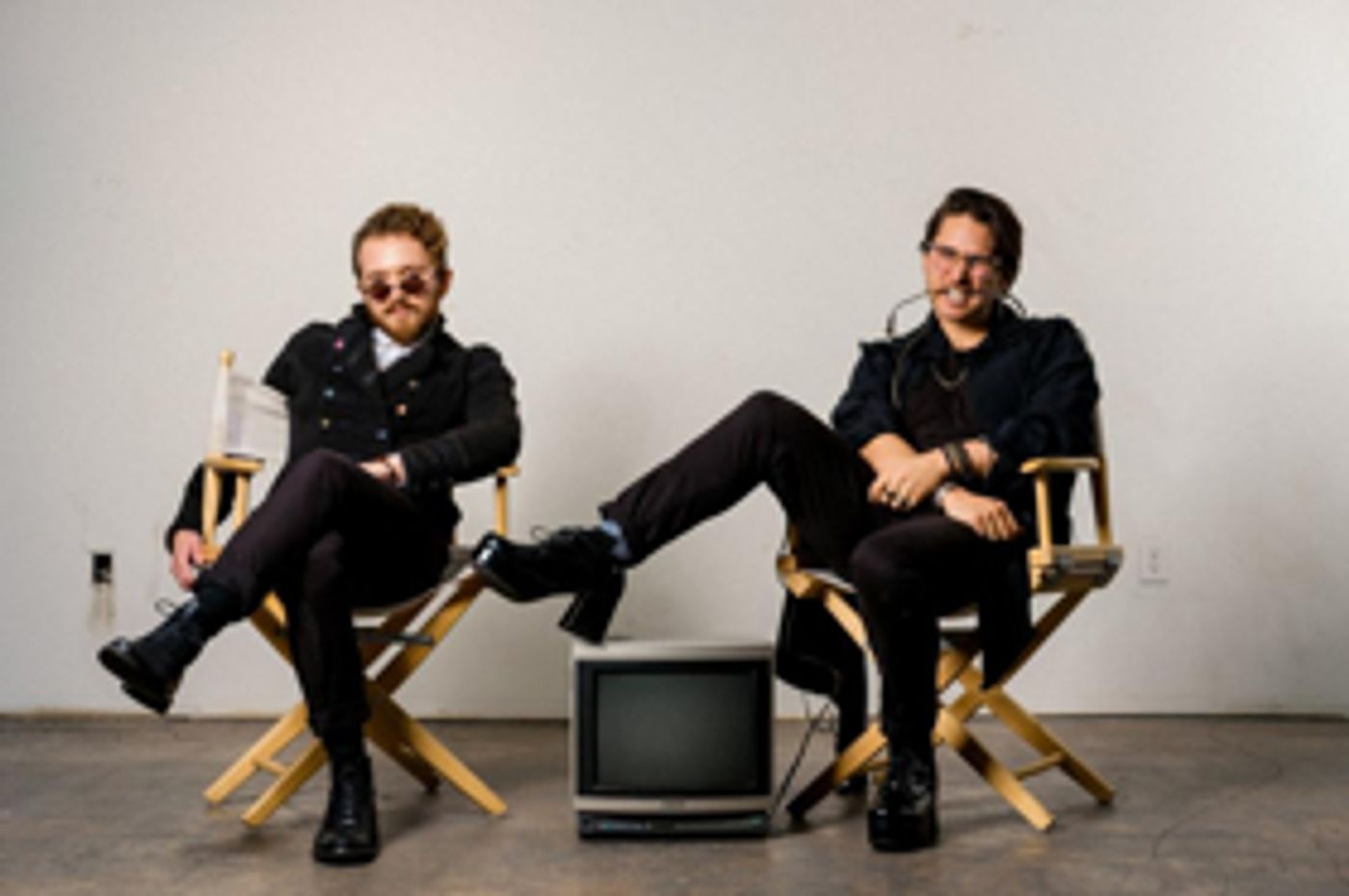 LA-Based Electro-Pop Duo Fabriq Premiere OUTSIDE IN Video  Image
