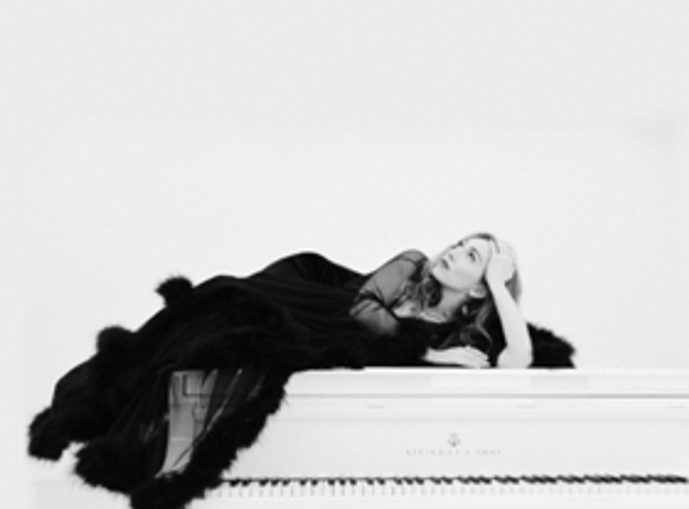 Regina Spektor Will Play Lunt-Fontanne Theatre This June!  Image