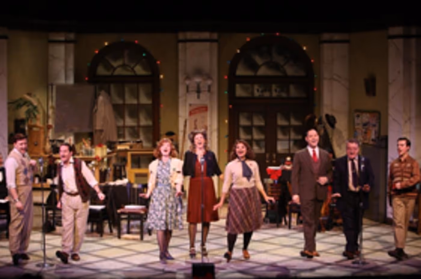 Review: Broadway Rose's A 1940S RADIO CHRISTMAS CAROL Is a Holiday Musical Journey to a Simpler Time  Image