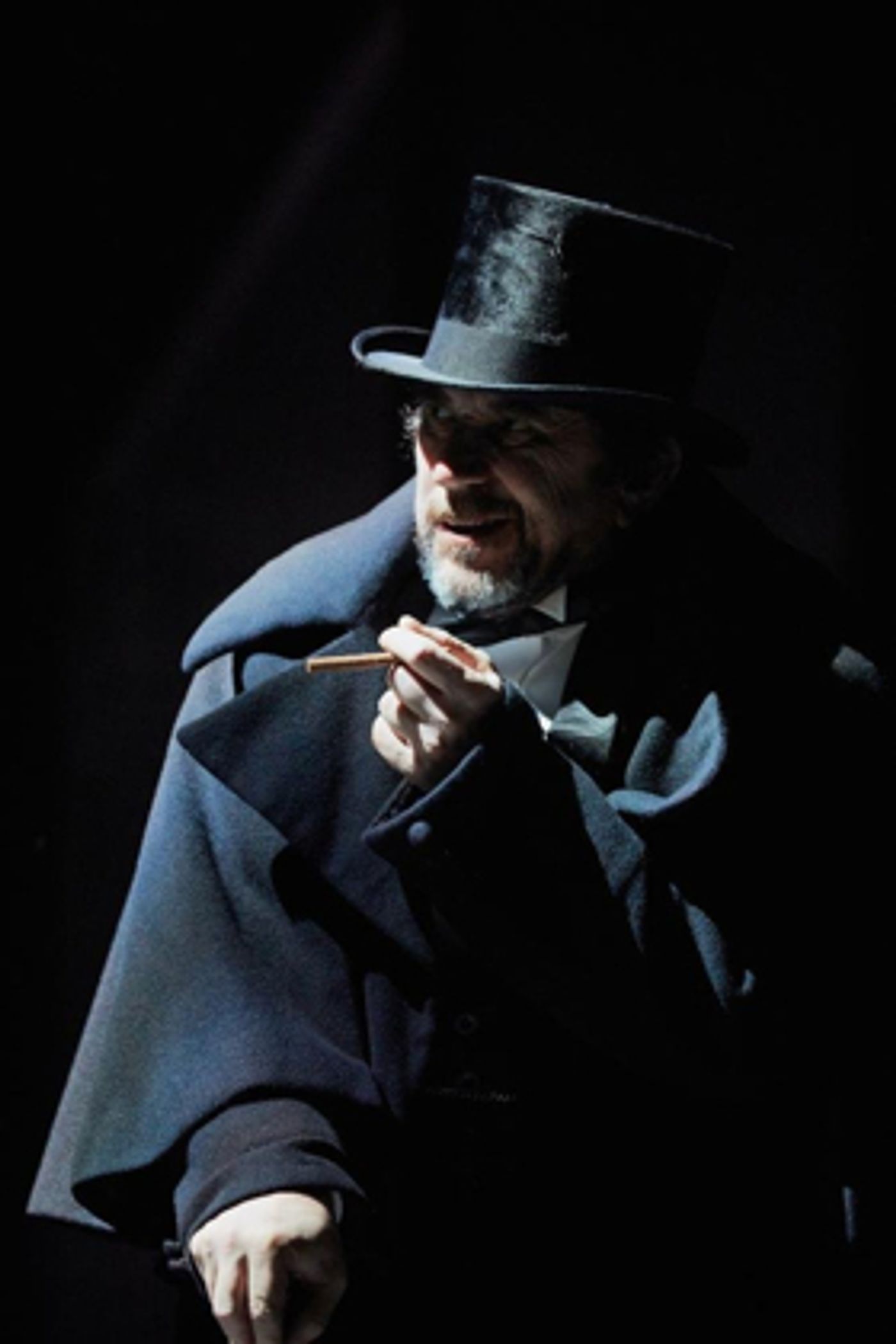 Review: DR JEKYLL & MR HYDE, Rose Theatre Review: DR JEKYLL & MR HYDE, Rose Theatre Image