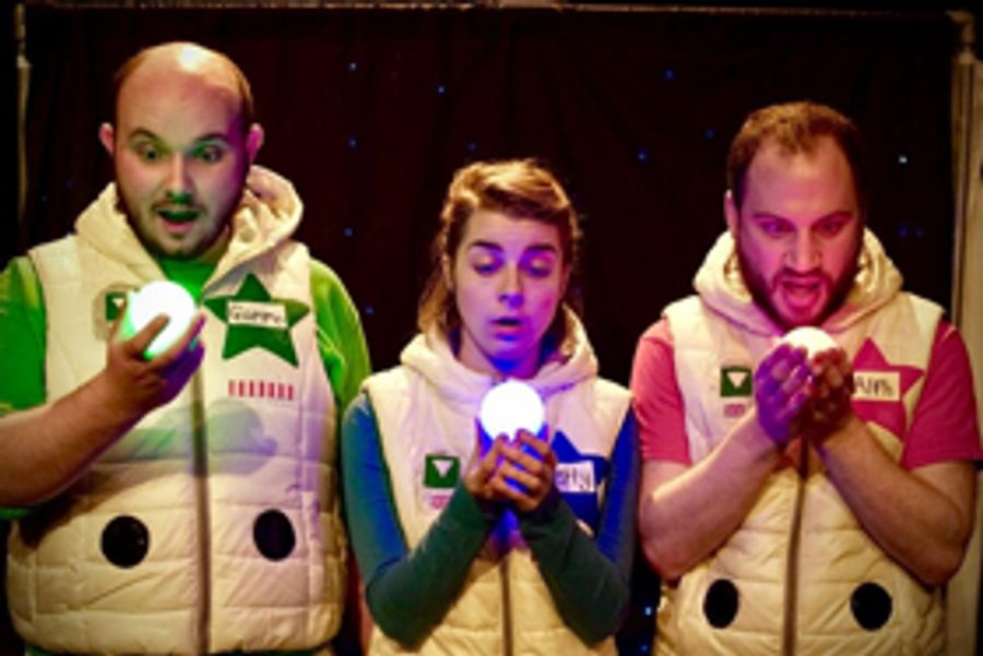 The National Theatre and The Wardrobe Ensemble Present Out of This World Family Show THE STAR SEEKERS Image