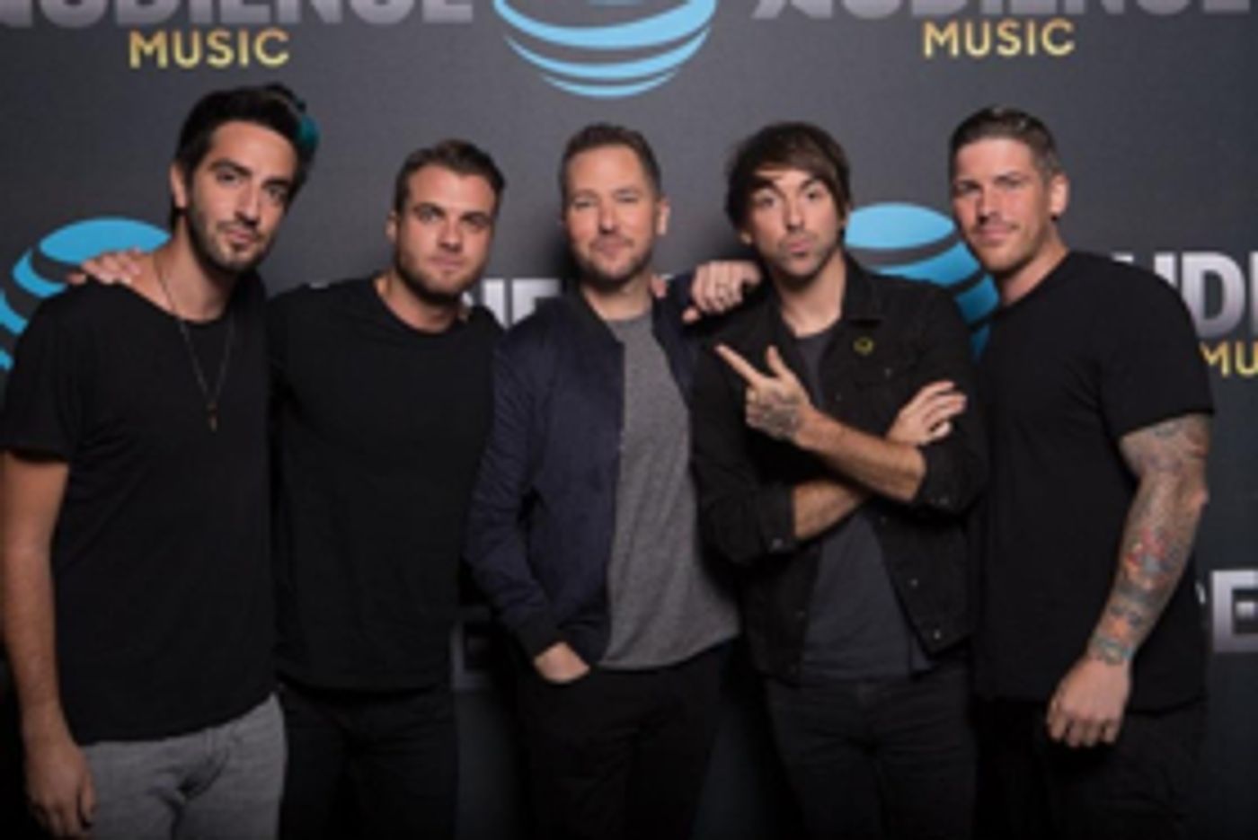 Watch ALL TIME LOW Perform 'Last Young Renegade' on Alternative Press, AT&T AUDIENCE Network Premieres Today  Image