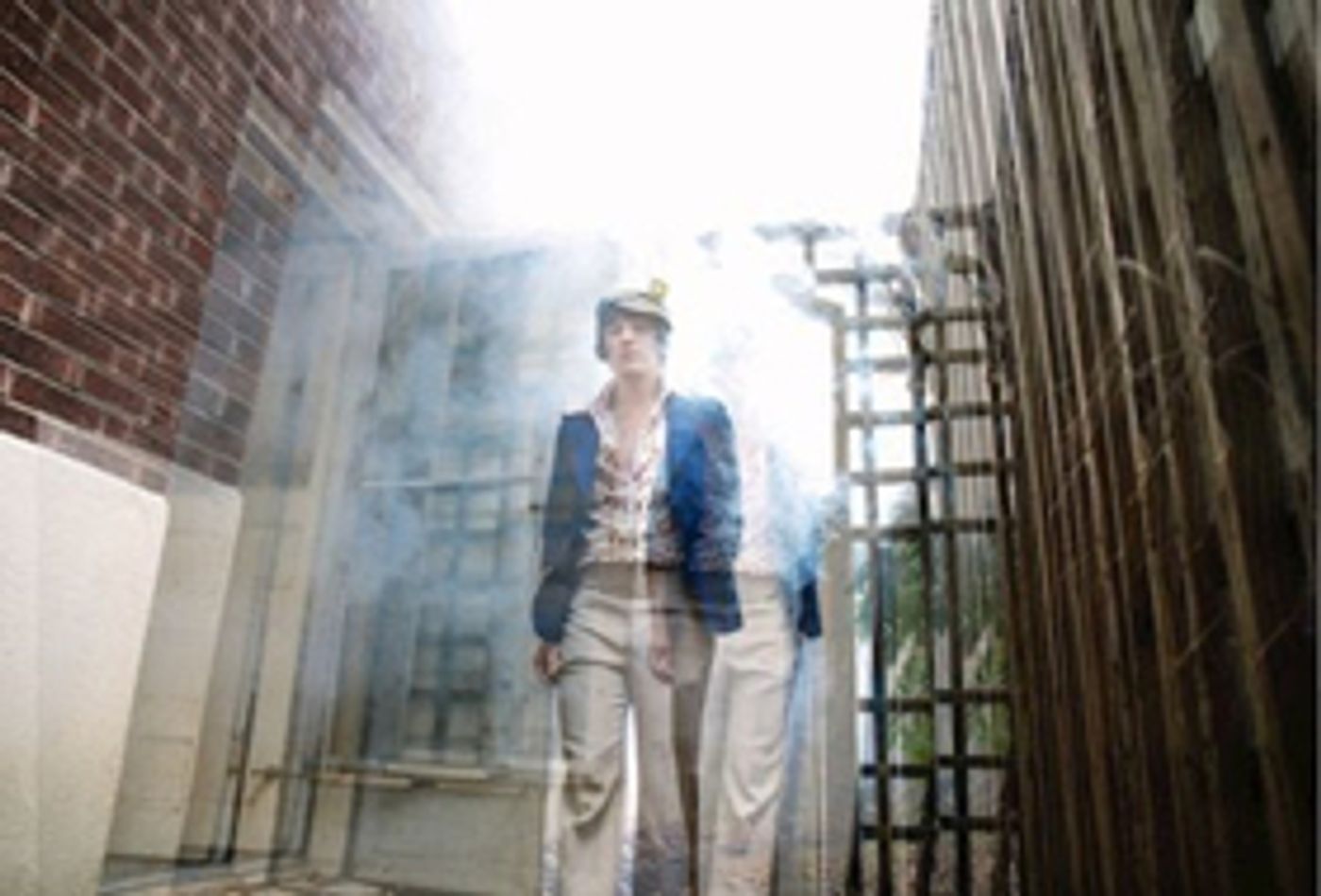 Nova Flares' Intense Dreamy Debut Single GUT SPLINTER  Image