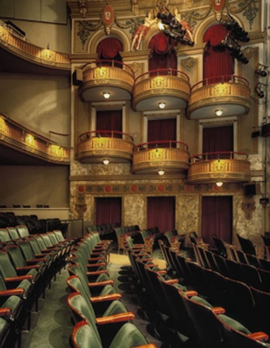 BWW Blog: Live Theatre Isn't Just Fun; It's a Necessity Image