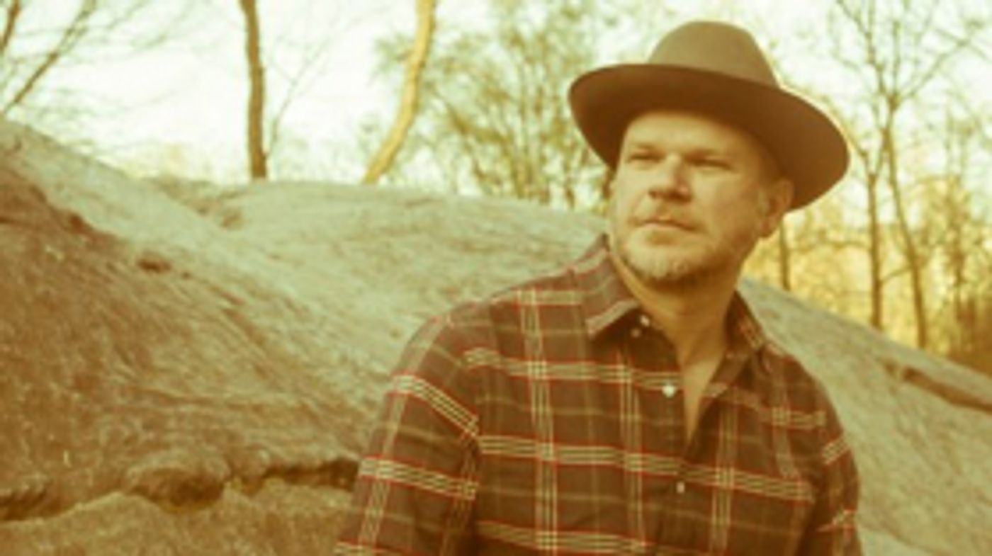 Jason Eady Shares New Song THAT'S ALRIGHT From I TRAVEL ON, Out August 10 Jason Eady Shares New Song THAT'S ALRIGHT From I TRAVEL ON, Out August 10 Image