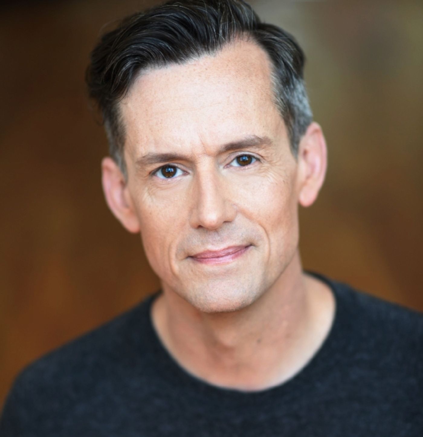 Interview: Rob Lindley of PHANTOM OF THE OPERA National Tour is Still an Iowa Boy at Heart Interview: Rob Lindley of PHANTOM OF THE OPERA National Tour is Still an Iowa Boy at Heart Image
