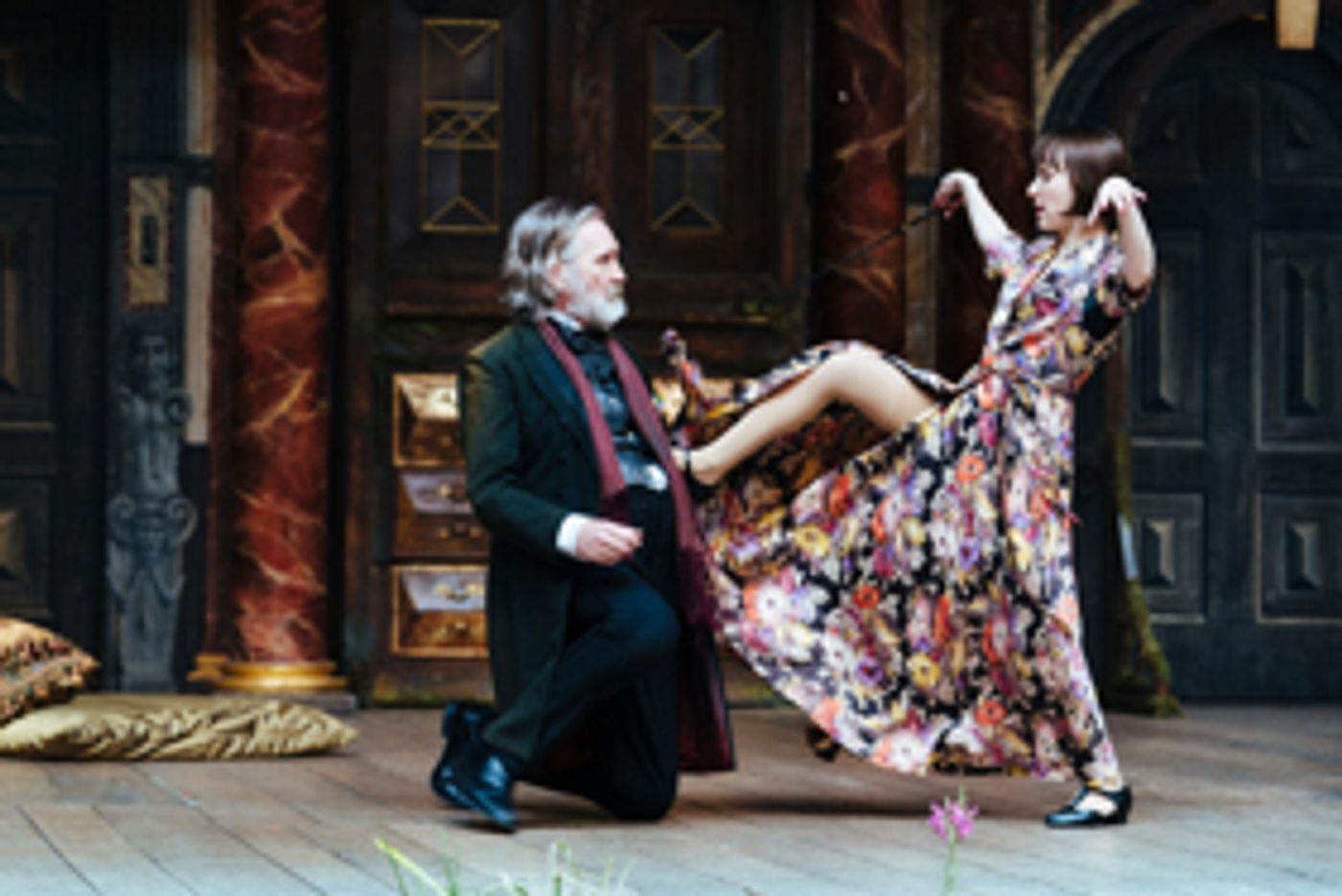 Review: THE MERRY WIVES OF WINDSOR, Shakespeare's Globe  Image