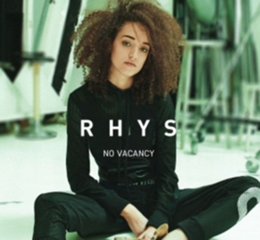 Swedish Singer Rhys Debuts New Single NO VACANCY Image