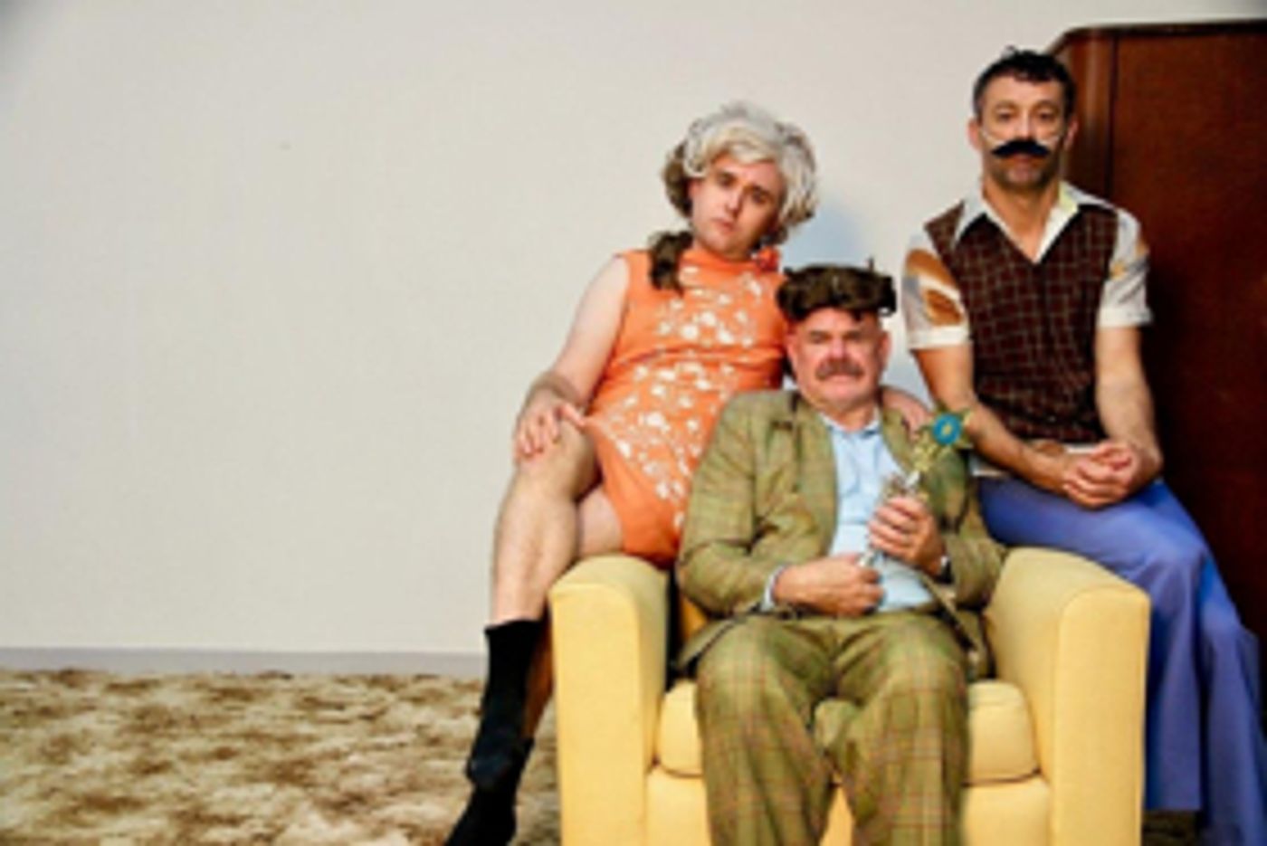 Review: THE WALWORTH FARCE Is A Fabulously Funny And Utterly Absurd Glimpse Into The Goings On In A Dysfunctional Family Review: THE WALWORTH FARCE Is A Fabulously Funny And Utterly Absurd Glimpse Into The Goings On In A Dysfunctional Family Image