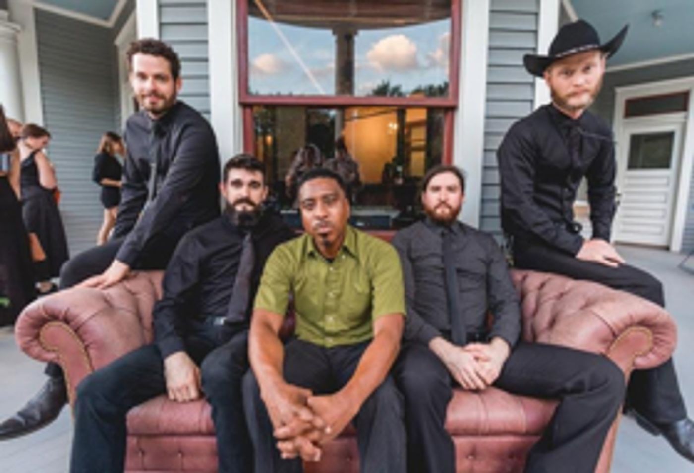 Splice Records Signs Austin-Based Band Tomar & The FCs  Image