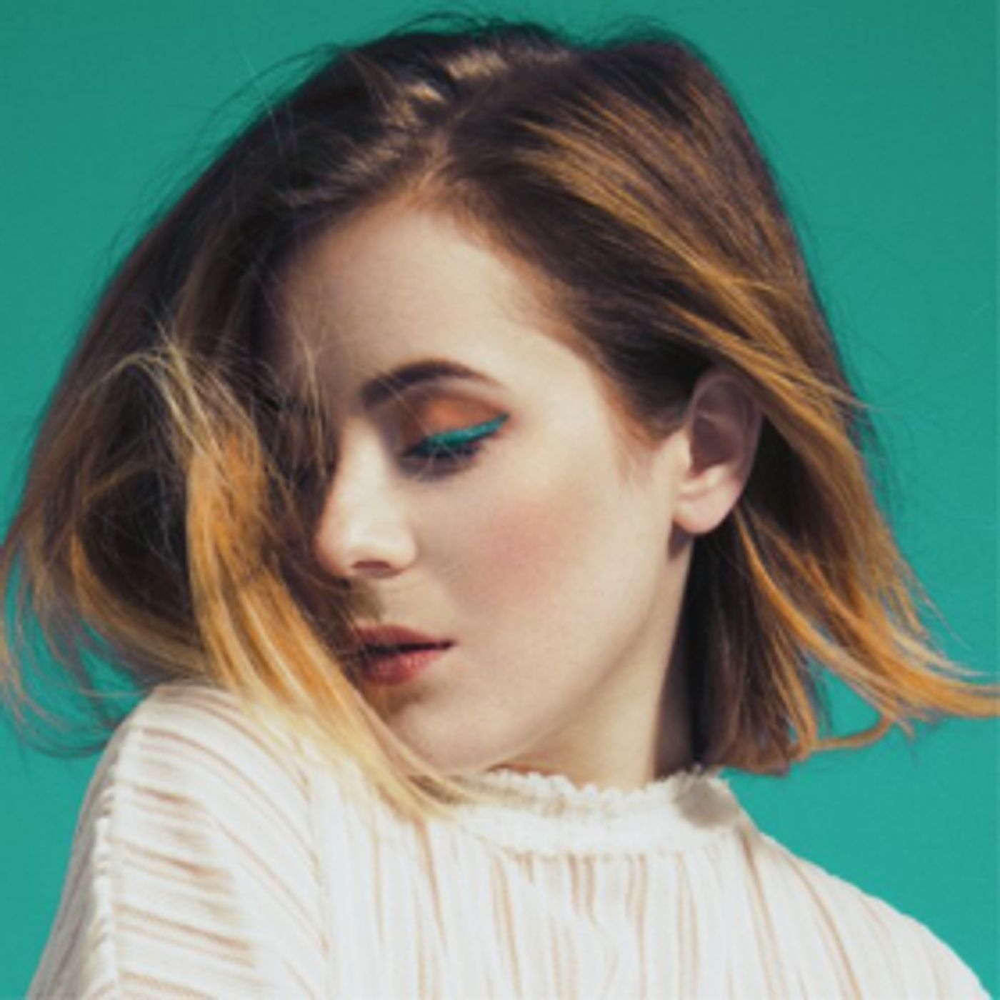 Norwegian Songstress Iselin Releases New Single LOST  Image