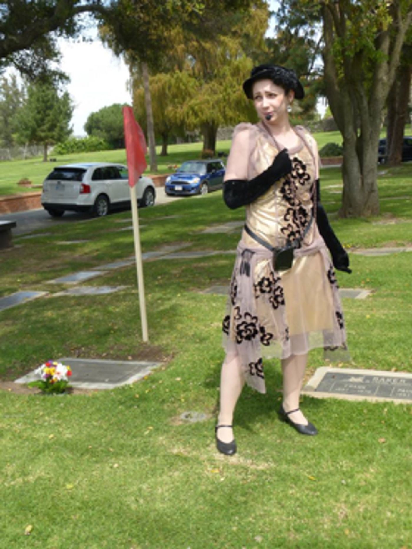 Review: Annual LIVING HISTORY TOUR Features Local Legends, Moguls, and Media Stars Resting Inside Woodlawn Cemetery  Image