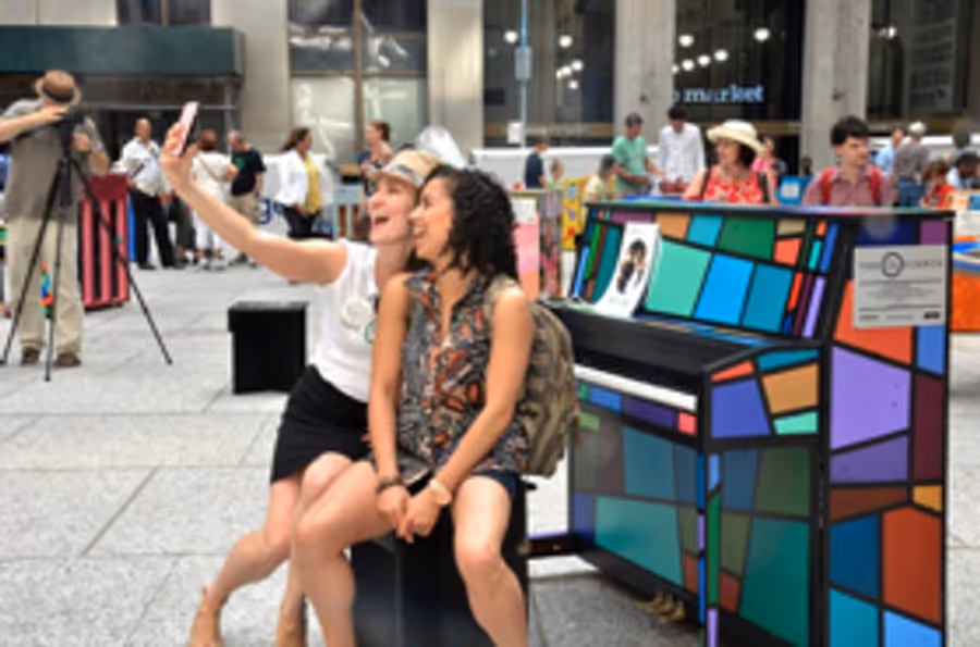 Sing for Hope & Mini USA Partner for #DrivingHope Initiative During 8th Annual Sing For Hope Pianos Image