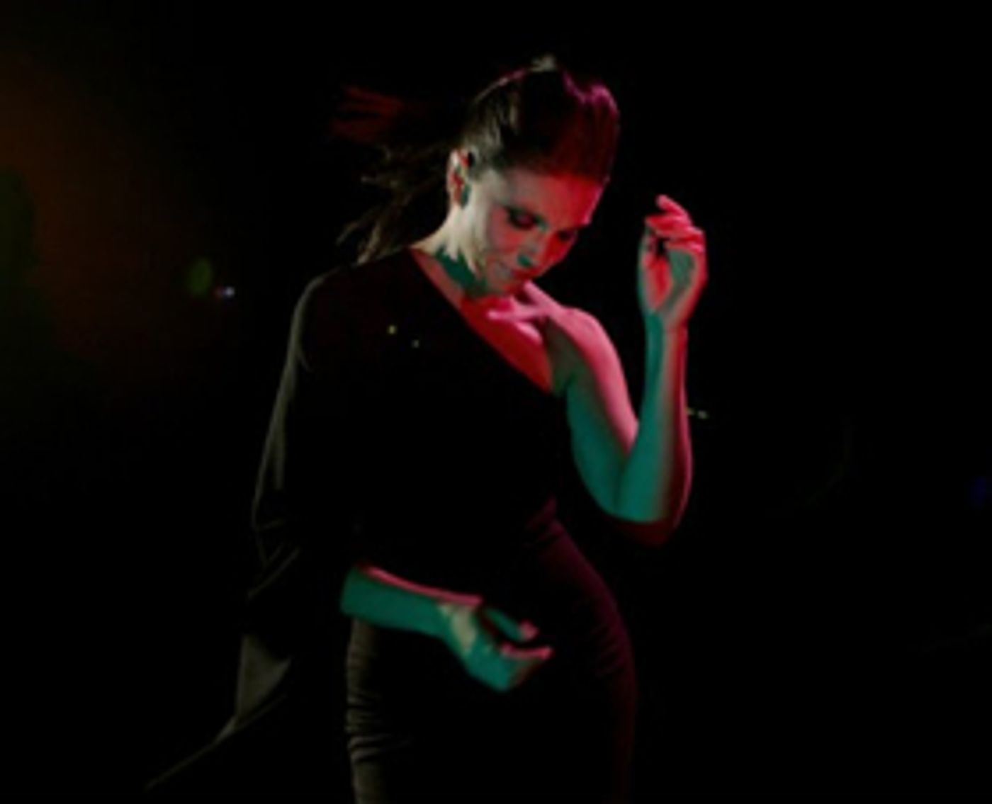 Granddaughter of Frank Sinatra, AJ Lambert, Announces NYC Album Preview Performance Granddaughter of Frank Sinatra, AJ Lambert, Announces NYC Album Preview Performance Image