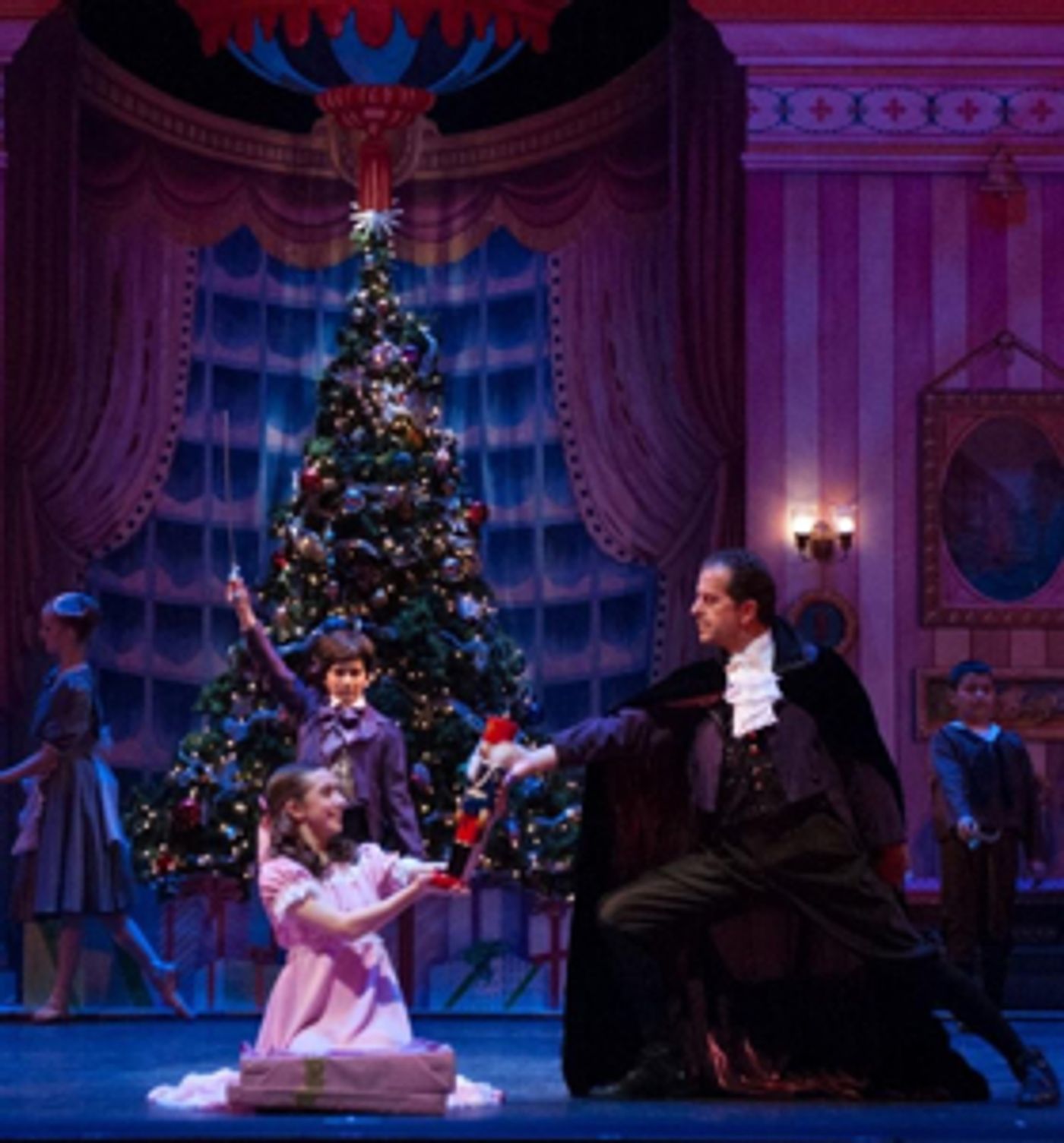 THE NUTCRACKER Comes to The Warner Theatre  Image