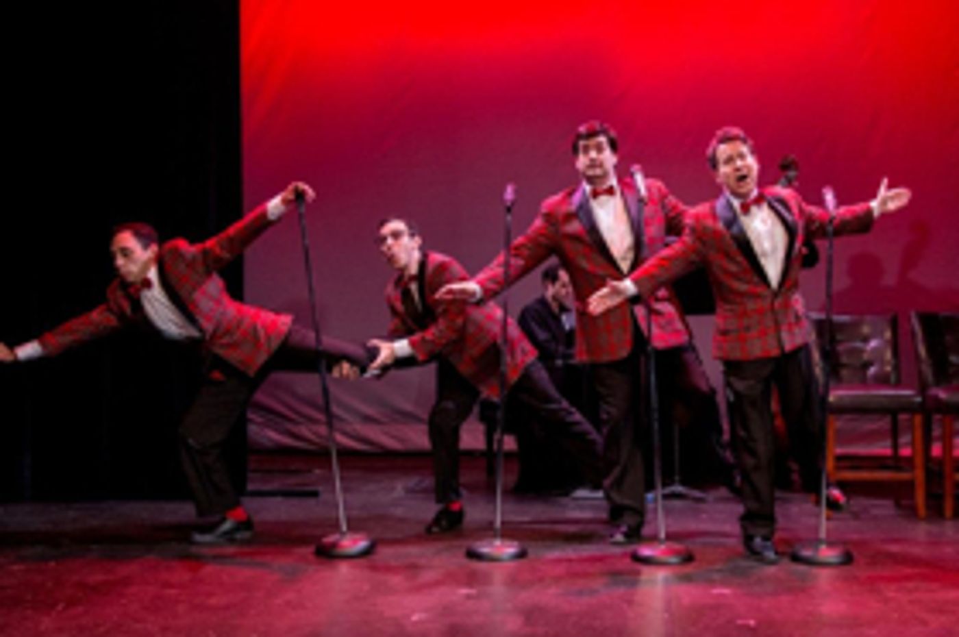 Review: PLAID TIDINGS Brings Musical Holiday Cheer to Simi Valley  Image