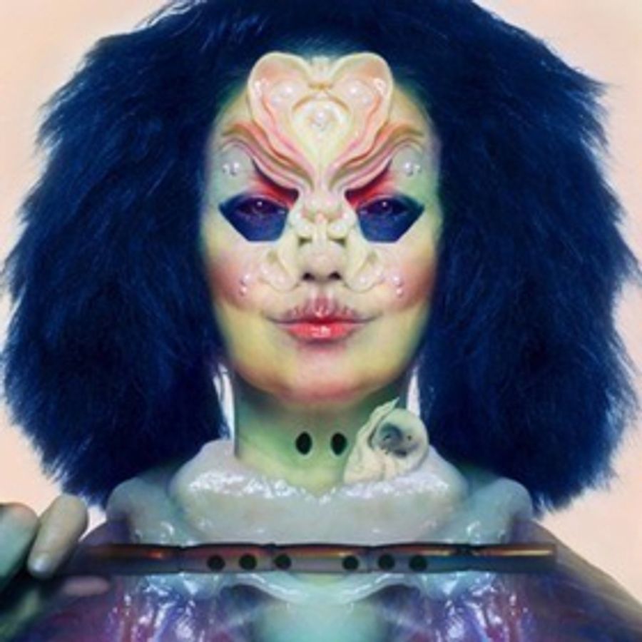 Bjork Releases Remixes of ARISEN MY SENSES by Kelly Lee Owens, Jlin & Lanark Artefax Image