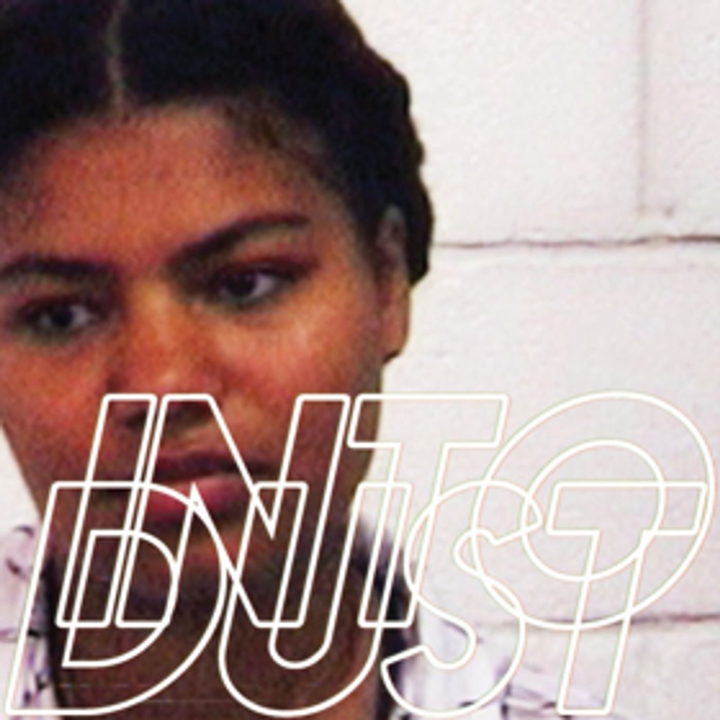 Shaking Chains Experiment with Electocution in New Video for 'Into Dust'  Image