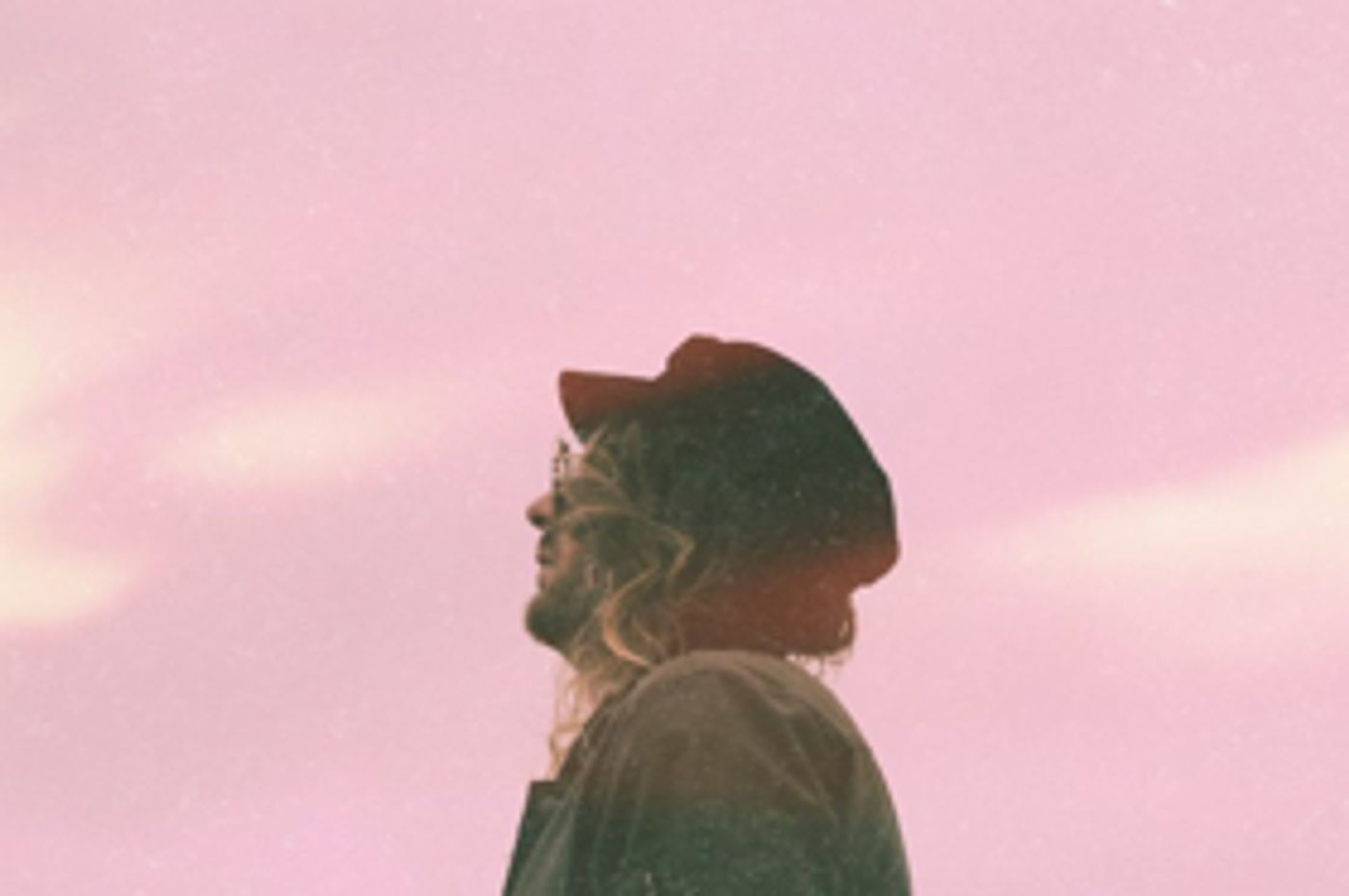 Le Voyageur Premieres New Single NOT ALONE (LONGEVITY) Le Voyageur Premieres New Single NOT ALONE (LONGEVITY) Image