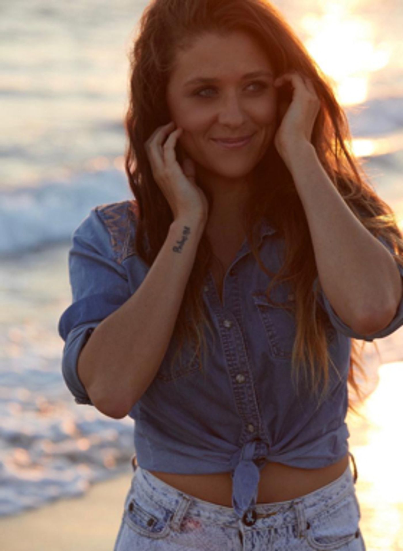 CMT's 'Empowering Education' Announces Multi-City Tennessee Tour  Image