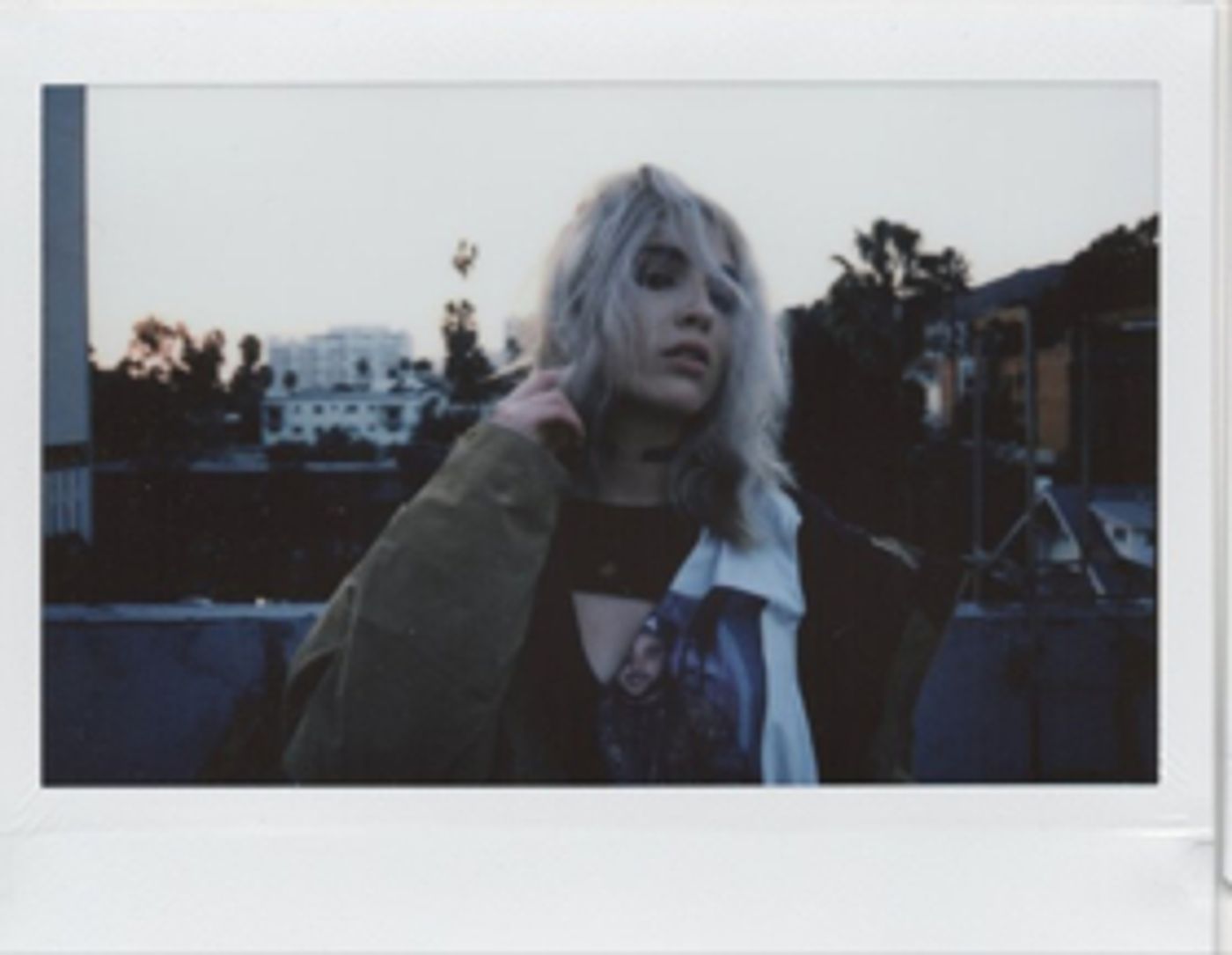 Dev09 Debuts Dark Alterna-Pop Cut OH SHIT Dev09 Debuts Dark Alterna-Pop Cut OH SHIT Image