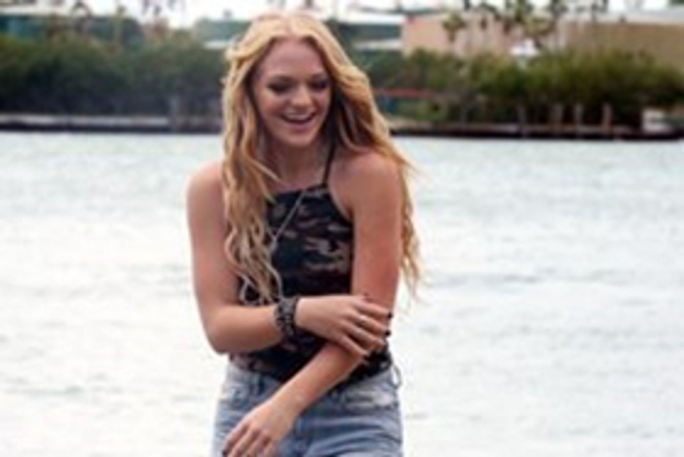 Popstar JoAnna Michelle Scorches Video Screens with 'Blaze the Dance Floor' Popstar JoAnna Michelle Scorches Video Screens with 'Blaze the Dance Floor' Image