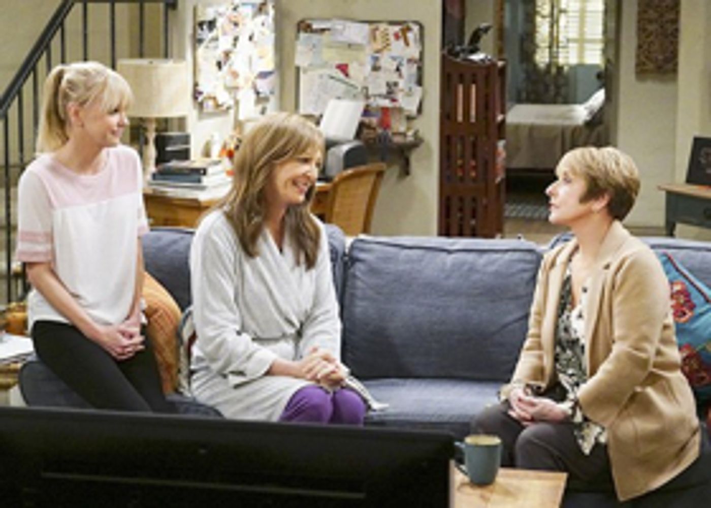 Find Out What Happens On An All New MOM, Guest Starring Broadway Legend Patti LuPone  Image