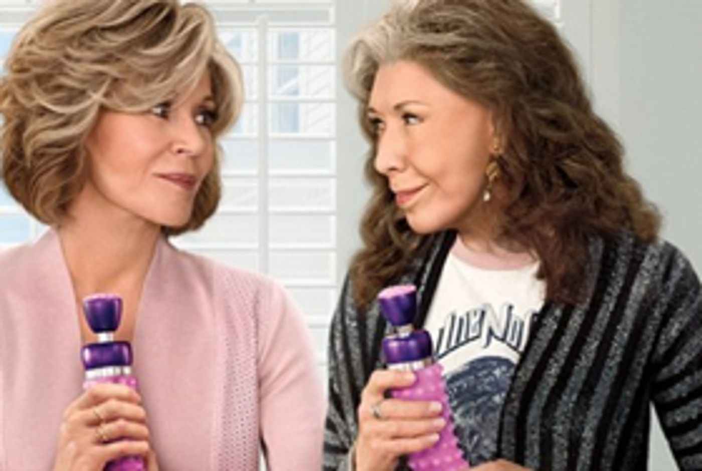 Lisa Kudrow Joins Fourth Season of GRACE AND FRANKIE, Premiering Today Lisa Kudrow Joins Fourth Season of GRACE AND FRANKIE, Premiering Today Image