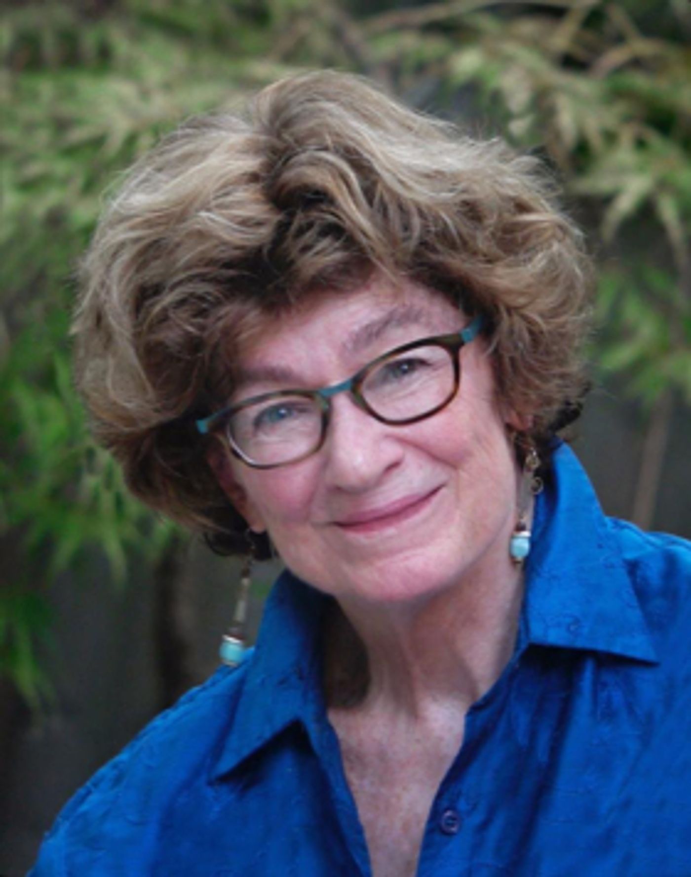 Review: I HEAR MY PEOPLE SINGING by Kathryn Watterson is Captivating and Important  Image